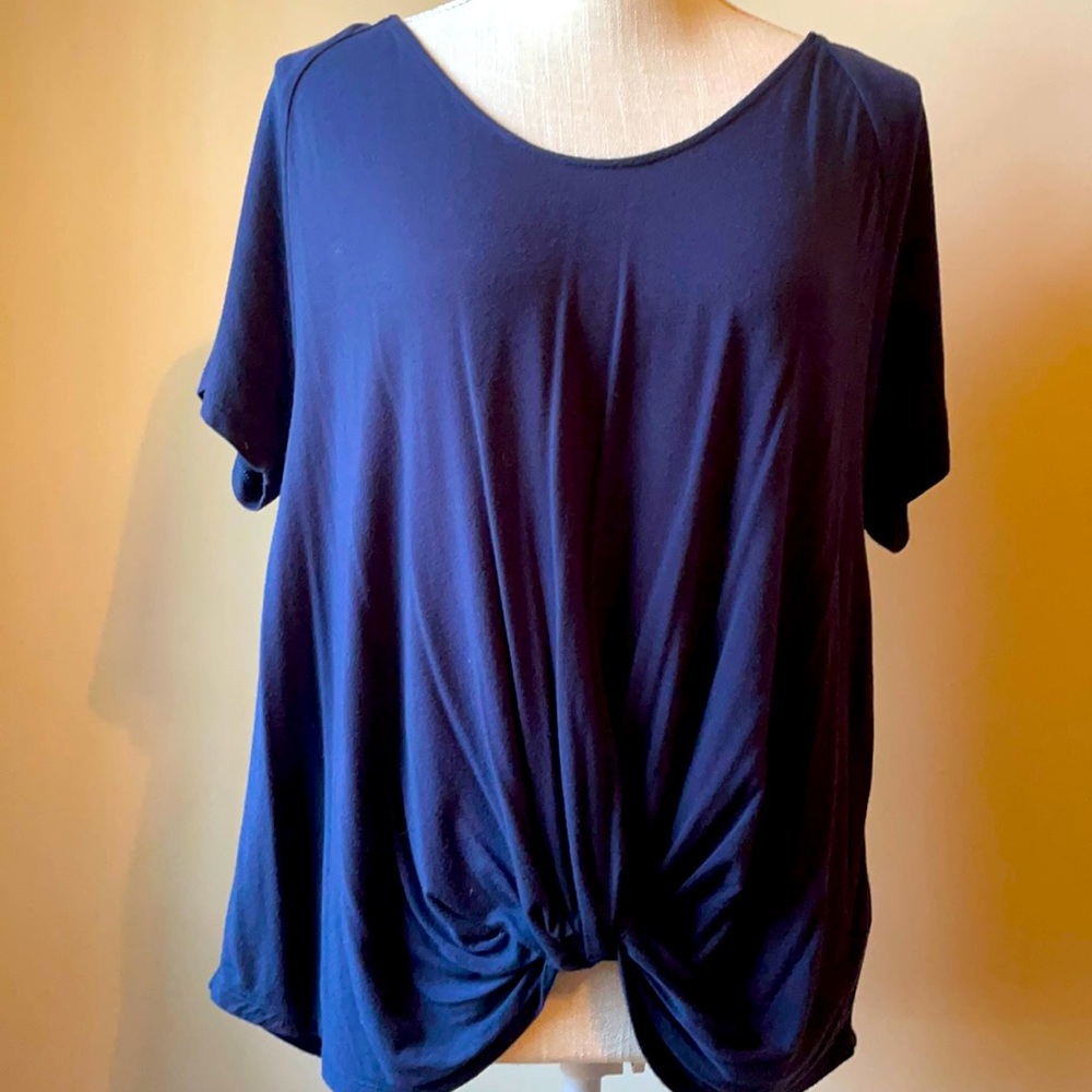 NBW Pret-a-porTEE Navy Knotted T-shirt